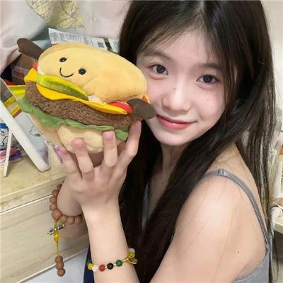 夜先生捡的小可怜美人有太多的心眼